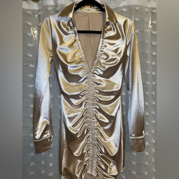 Beautiful Rose Gold Mini Dress - Picture 4 of 6